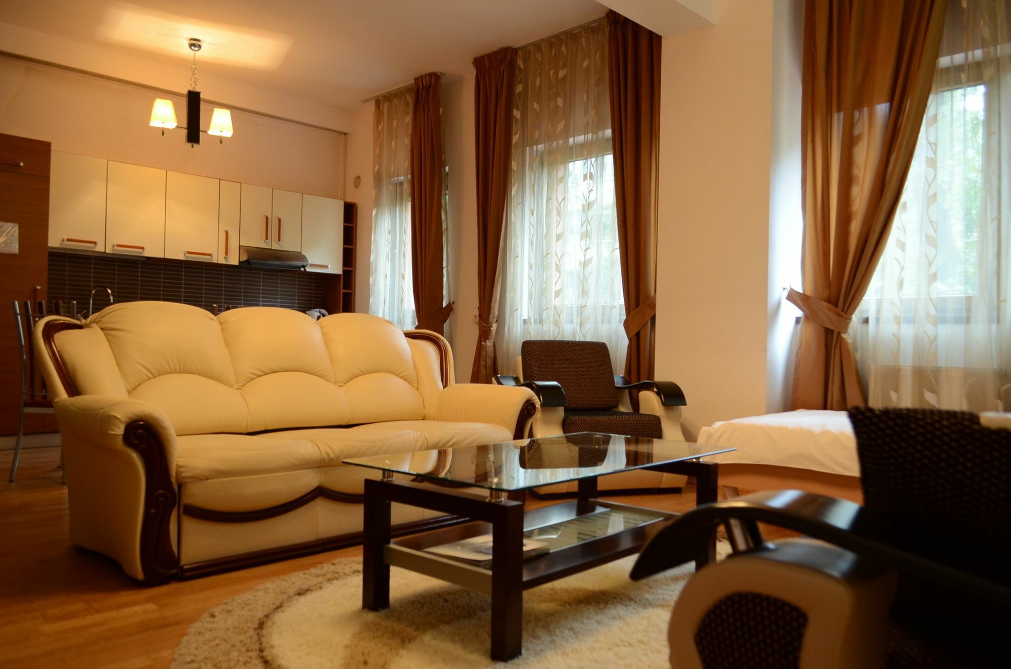 Monte Carlo Palace Rooms Bucarest Extérieur photo